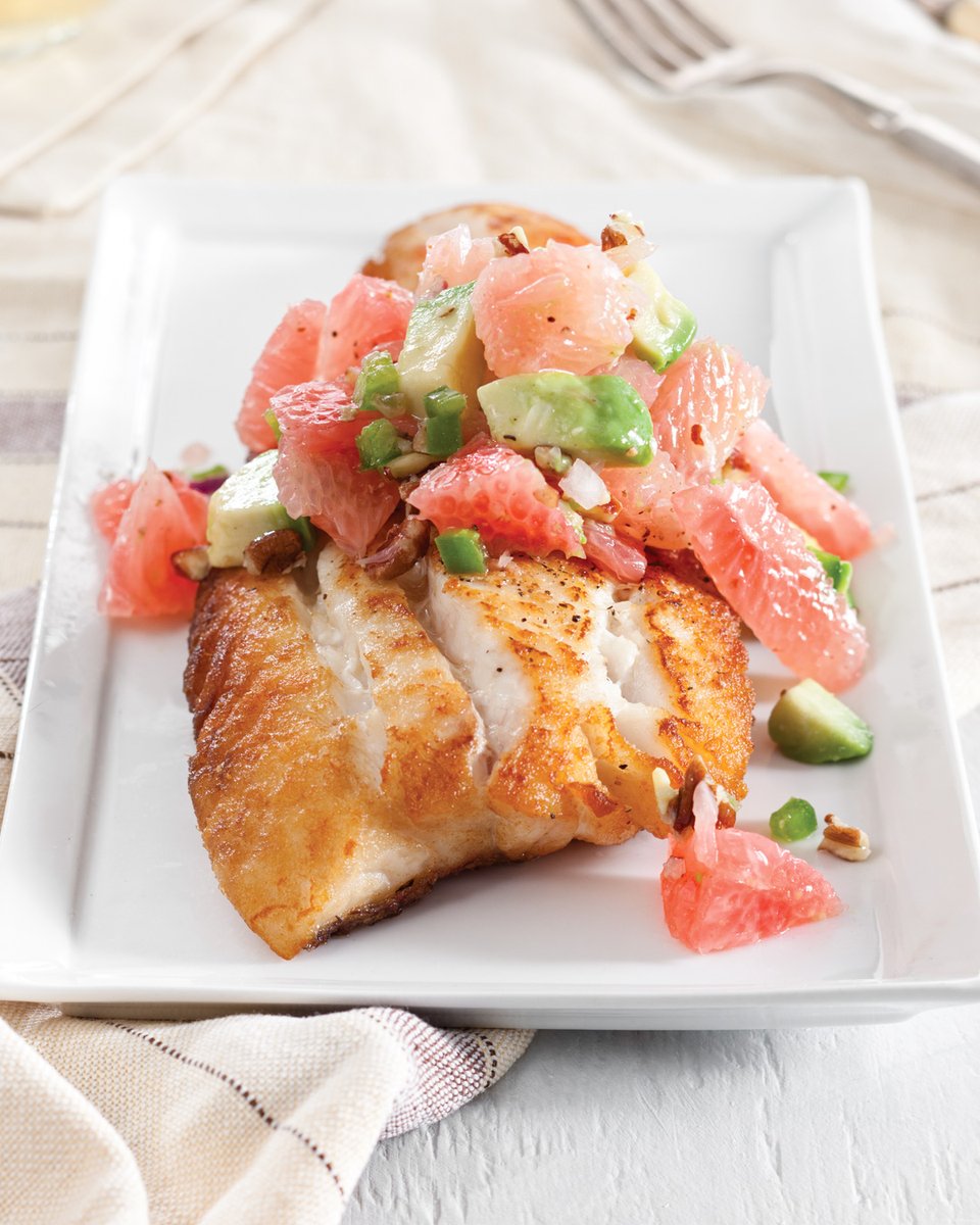 This Snapper with Pomelo-Avocado Salsa is flavorful and delicious. bit.ly/47Dn1PM

#snapper #pomelo #avocado #salsa #avocadosalsa #seafood #louisianacookin
