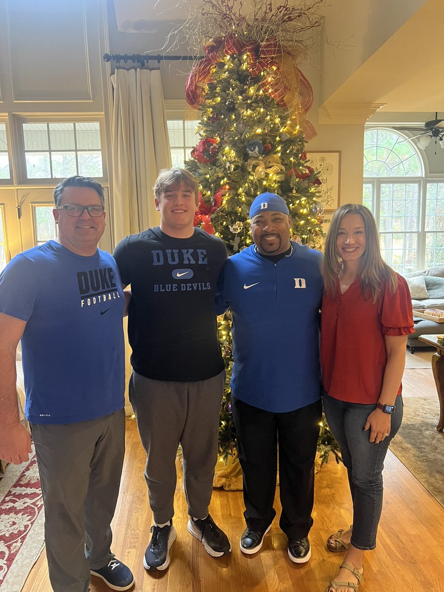 Had a great home visit this morning with my guy @TrueBlueTrooper . I appreciate the great conversation.  Locked in.  #BleedBlue 
<a href="/CoachCushing/">Adam Cushing</a> <a href="/ninaking22/">nina king</a> <a href="/kjfbcoach/">Kevin Johns</a>