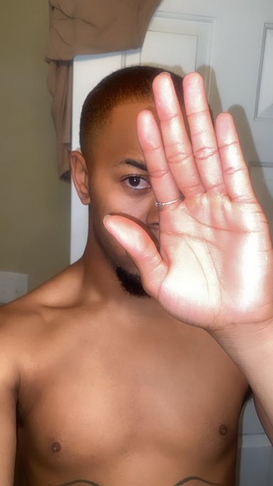 Watch ✨The Gold Room✨'s leaked NSFW photo on TwXstars