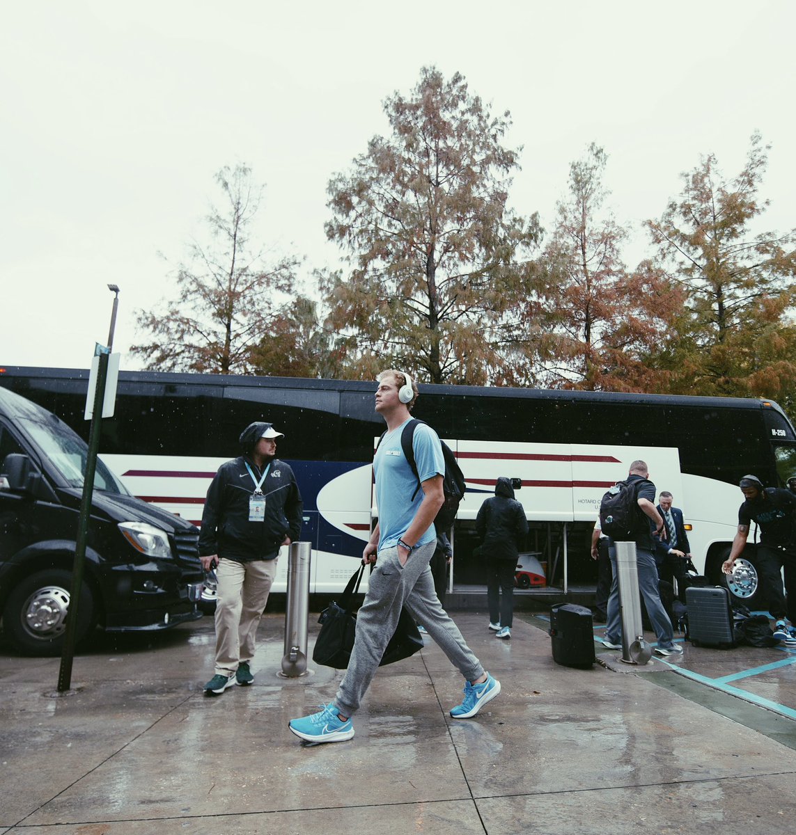 The American tweet media