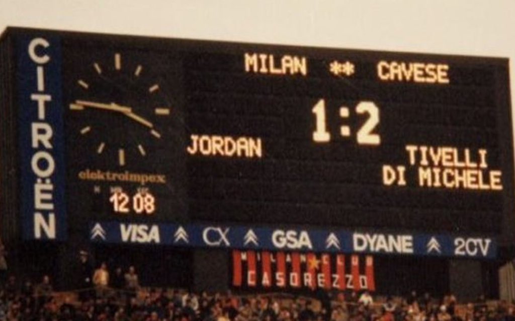 #Cavese #CavadeTirreni #FootballNews #Footballlovers La storia ha voluto una data: 7 novembre 1982