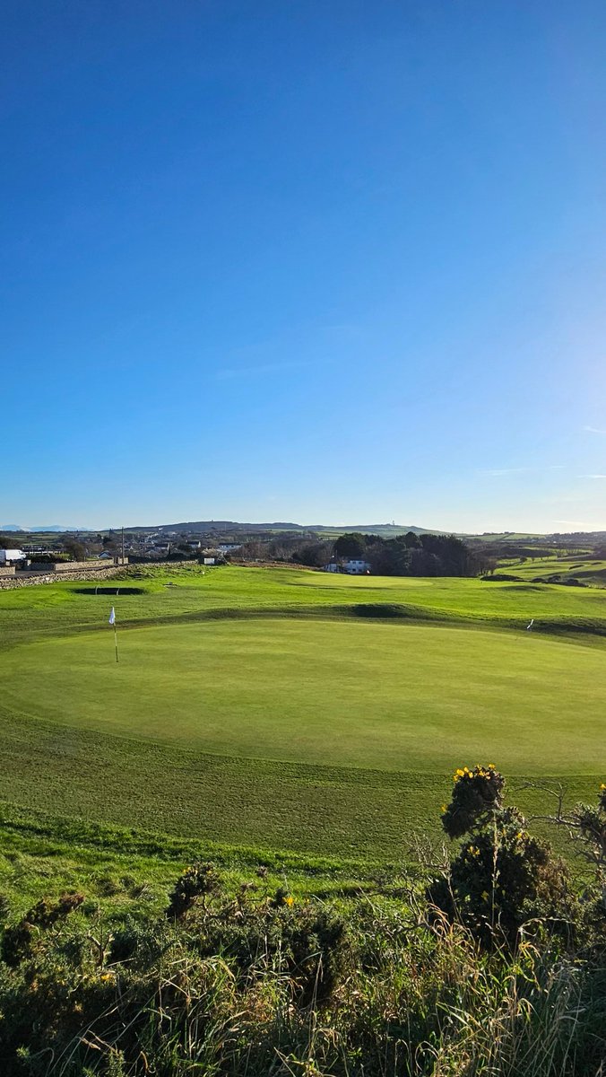 An absolute pleasure to play <a href="/bullbaygolfclub/">Bull Bay Golf Club</a> again yesterday. Course was in fantastic condition... putting surfaces like velvet green carpets! 
Many thanks for the warm welcome 👏👍🏼⛳️🏌🏽‍♂️🏴󠁧󠁢󠁷󠁬󠁳󠁿 #golfinwales