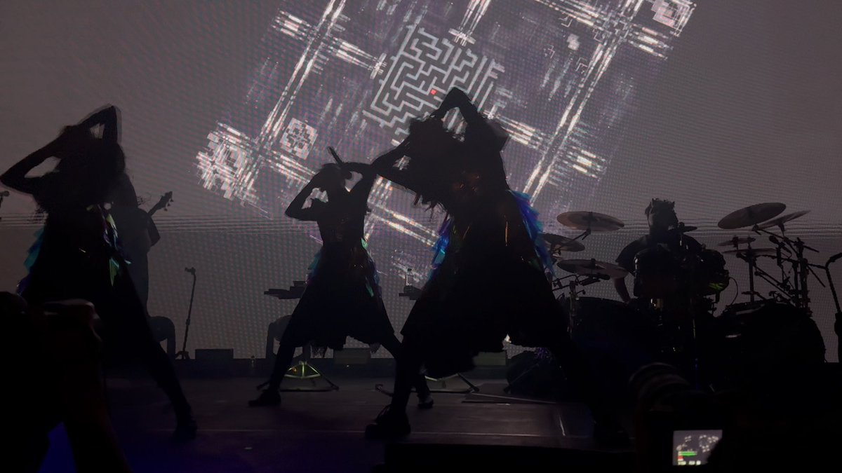 VALKYMETAL's tweet image. #BABYMETAL #TIMEWAVE #LONDON

🧵 1/4