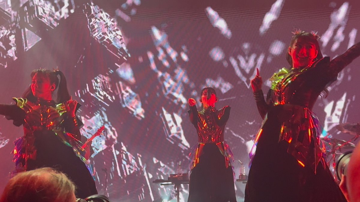 VALKYMETAL's tweet image. #BABYMETAL #TIMEWAVE #LONDON

🧵 1/4