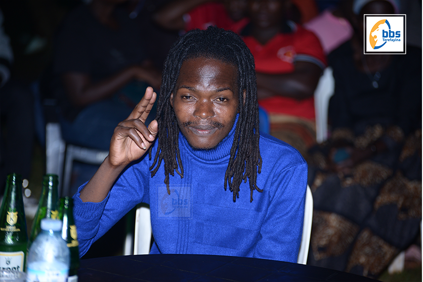 bbstvug's tweet photo. Ba Rasta nabo baasomye dda, ekiri mu Masaka Rugby Grounds kyetaaga kwerabirako. #BBSAt7 📸Ken Media https://t.co/XraaGSVPXa