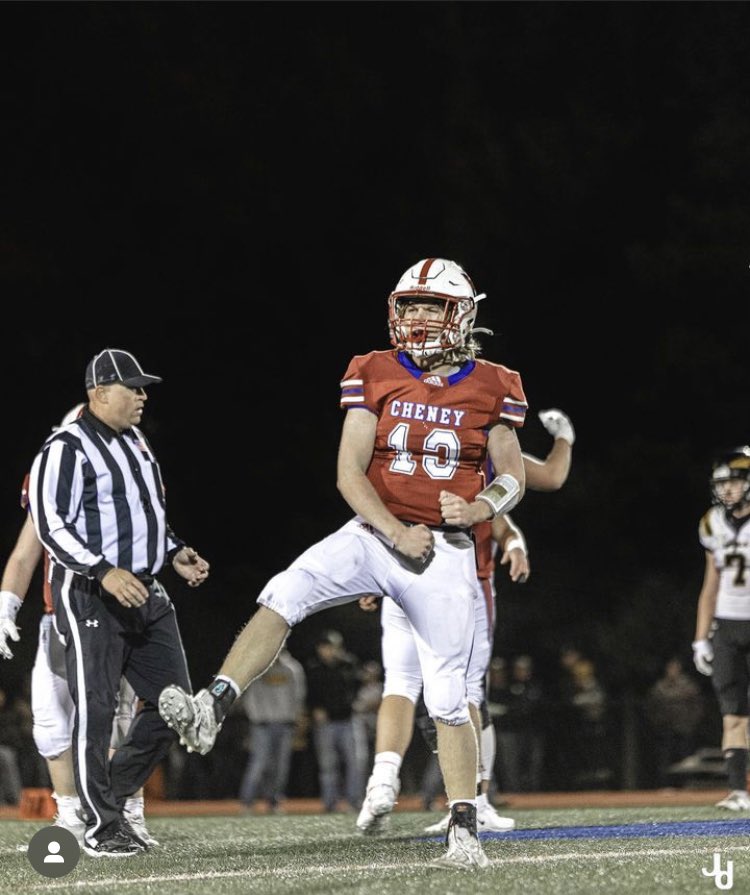 Junior Season 
2,625 pass yds
37 TD’s
182 for 262 (69%)
234 rush yds
6 rush TD’s
State Champions (13-0)
First team all league QB
3A OPOY finalist 
Small classes non senior OPOY

hudl.com/v/2LYqa2