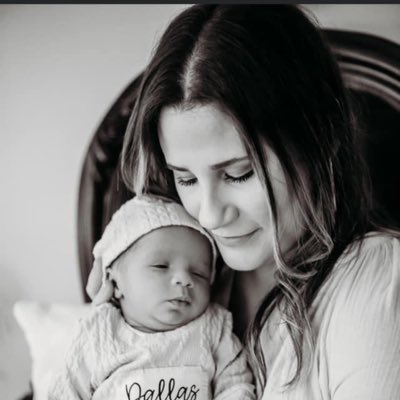ChyannReed's tweet photo. #NewProfilePic https://t.co/Wxoz7WyZqI