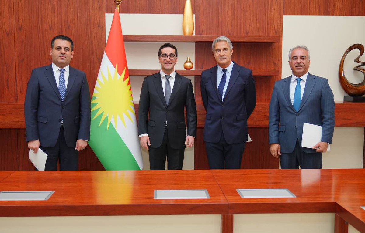 Under the supervision of Mullah Mustafa Barzani, an agreement was signed between the Barzani Charity Foundation, the Ministry of Health, the Swiss Cross Organization and the office of Mullah Mustafa Barzani, to see and identify 1,000 cases of disease annually, in coordination
