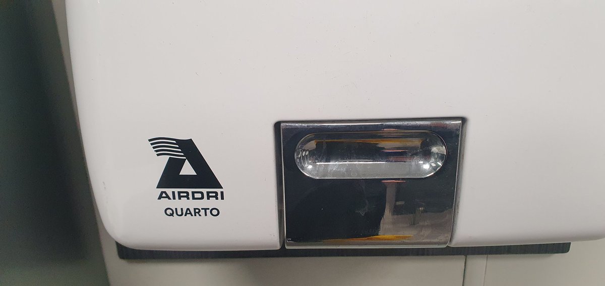 GwareddSteele's tweet photo. @sniffpetrol @Carpervert Pretty sure you guys are fans of the classic hand drier , so thought you might appreciate this Group B beauty I spotted. Fairly certain Walter Röhrl uses one exclusively. https://t.co/LSX1SJUMvX