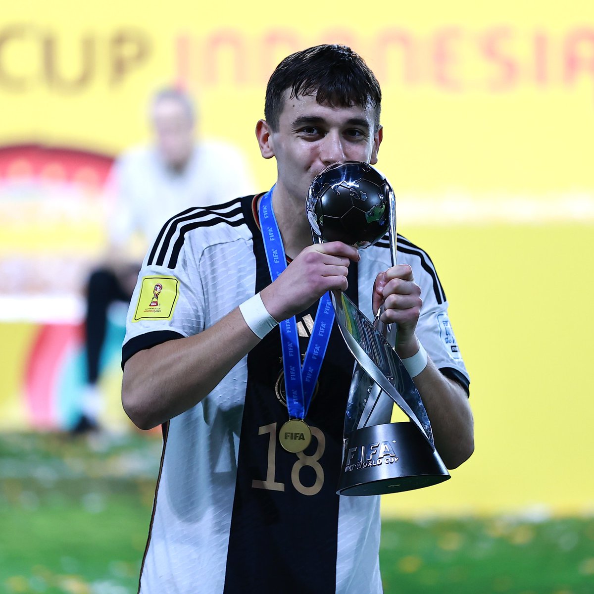 DFB-Nachwuchs tweet media