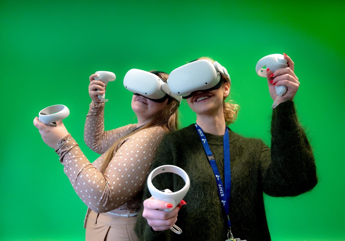 YeovilCollege's tweet image. What does it mean to be an IoT student? 🌟

Our Institute of Technology (IoT) covers Creative Industries, Health, Computing and Engineering, so students will be developing their skills using UK-leading facilities and technology. 🤩

yeovil.ac.uk

#ChangingLives #WEIoT