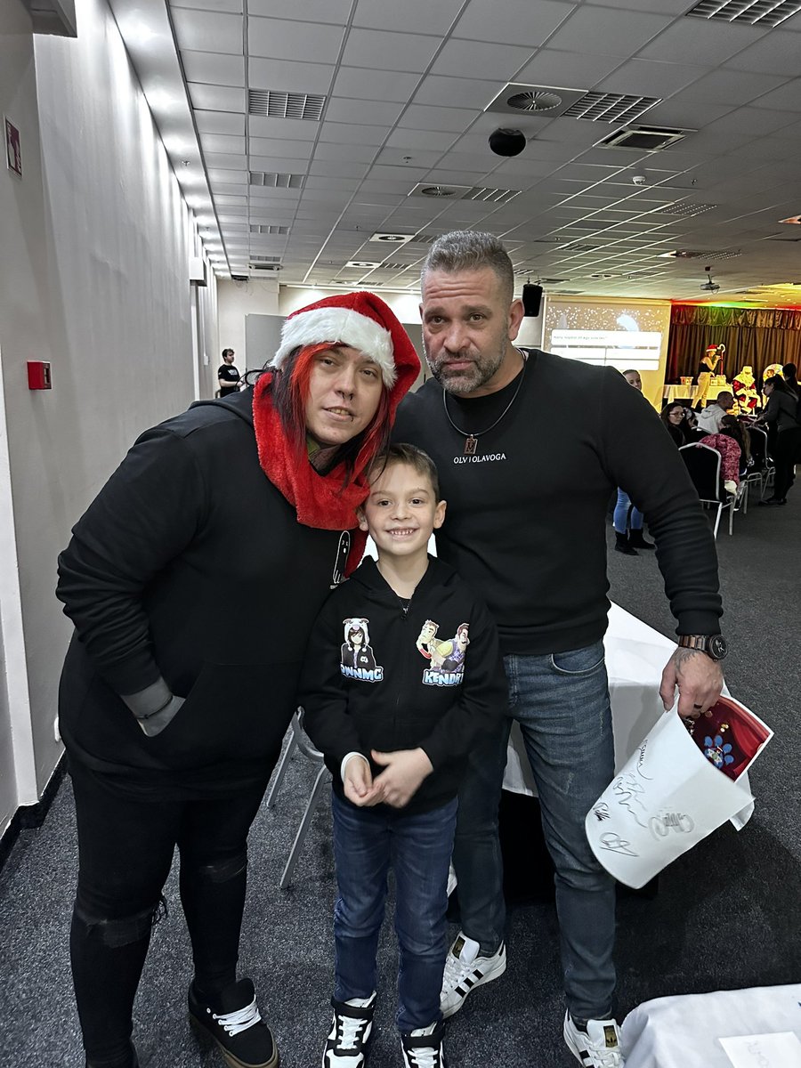OKendry's tweet photo. Pacek a still https://t.co/gbLoNSYkeo
