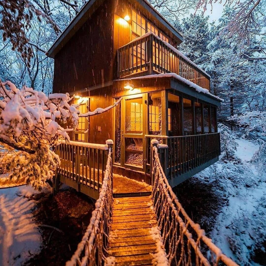 When the time is right and the breeze is not dry, go out for a walk and see different scenery.