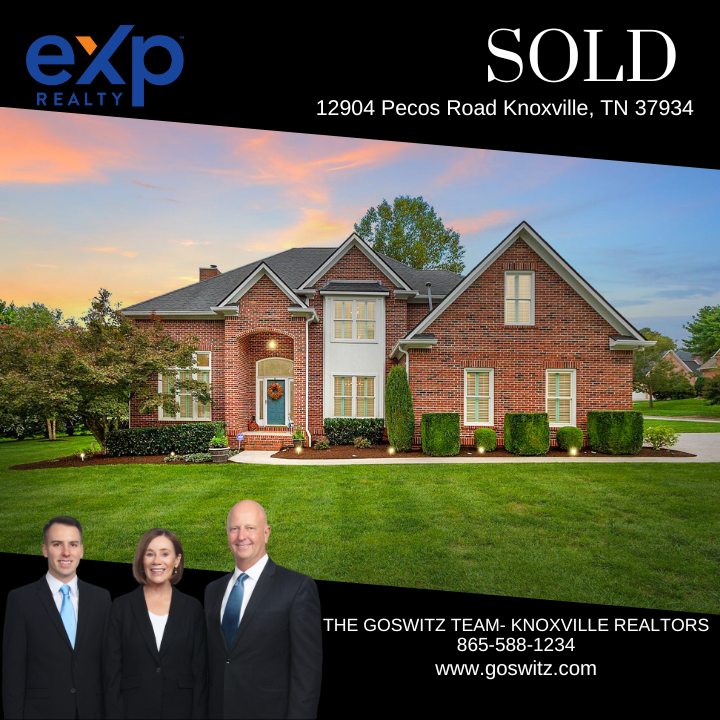 House SOLD in Saddle Ridge in Farragut! We sell property in the greater Knoxville, TN area. If you're looking to buy or sell a home contact our real estate team today. 
#KnoxvilleRealtors #KnoxvilleRealestateagents
#knoxvillerealestate