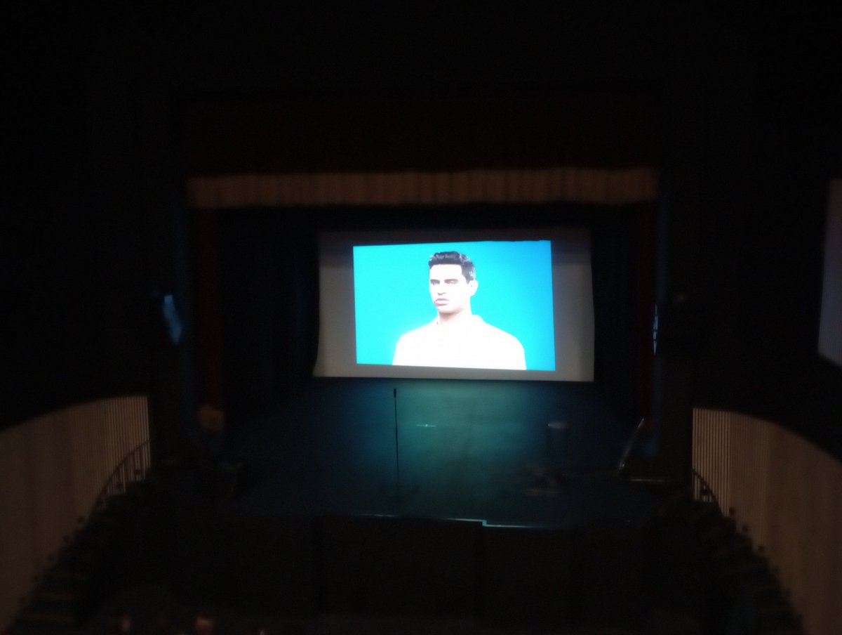 AndyIgnatievich's tweet photo. Todo listo para el monólogo de @DavidSuarez_V en @TeatroTriana 

#humorblanco #comedia #show https://t.co/ymx7CLOBiG