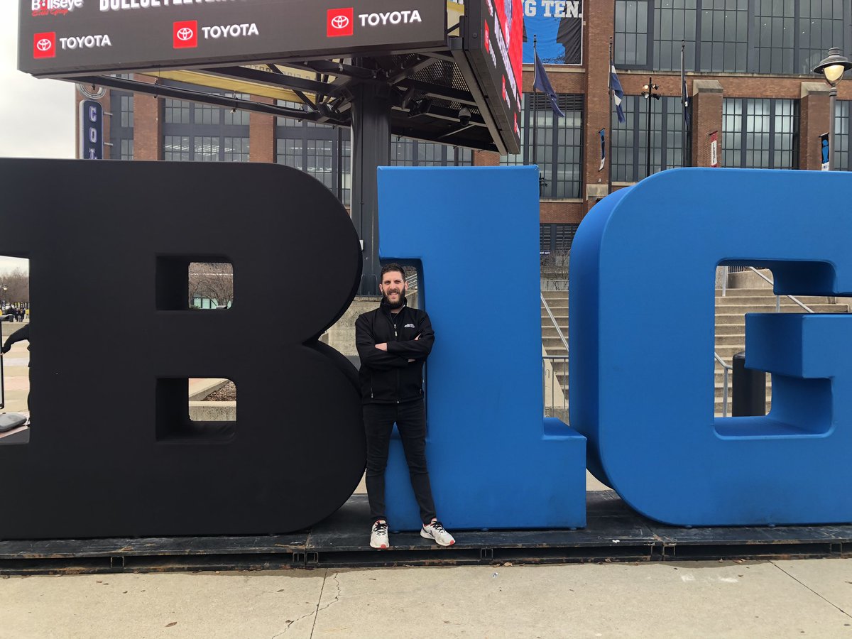 RivalPod's tweet photo. Everything’s B1GGER in Indy
#BigTenFanFest https://t.co/bhv2DGbrCF