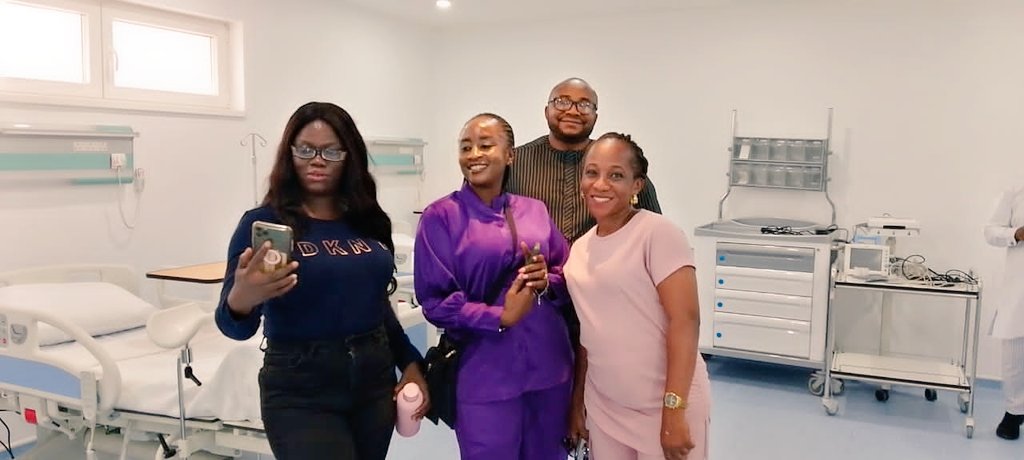 faridakitch's tweet image. Benin was 😊 fun ....
Work and relaxation, Dec 2023 almost ending , thank God for his faithfulness 💘
#Philanthtophy
#impactforgood