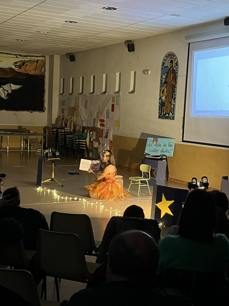 Buena participación de niños y familias en la presentación del libro “La niña de los cuatro abuelos” de la antigua alumna Alba Sevilla Patiño. Hemos disfrutado mucho de la presentación y nos hemos emocionado recordando a nuestros seres queridos que ya no están. ¡Enhorabuena!