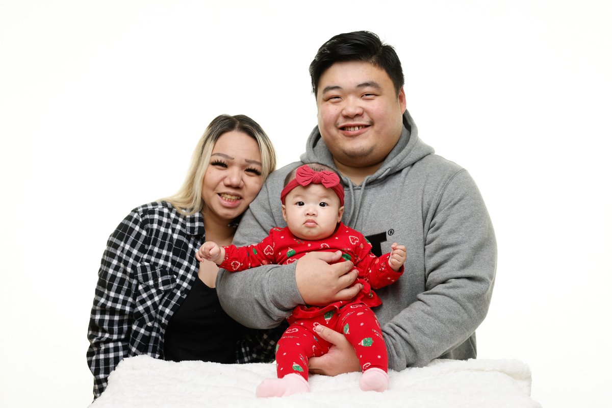 HelpPortraitVan's tweet image. Four month old Teresa melting our hearts. We wonder what Santa will bring her for her first Christmas. @ugmvancouver @helpportrait #firstchristmas