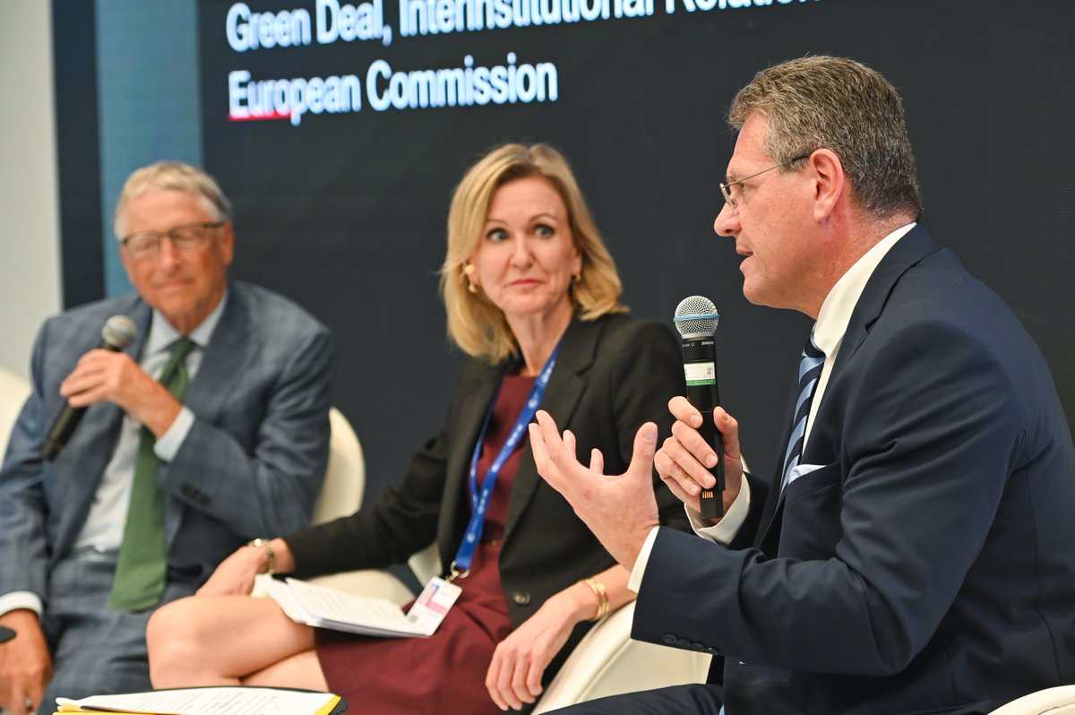 Maroš Šefčovič🇪🇺 (@marossefcovic) on Twitter photo At #COP28 I announced a new cooperation with <a href="/InnoEnergyEU/">InnoEnergy</a> to facilitate access to EU public finance for #battery startups.
The #EUBatteryAlliance will provide a one-stop shop for guidance to SMEs applying for EU finance.
#EUatCOP28 <a href="/Breakthrough/">Breakthrough Energy</a>
More: eba250.com/executive-vice… At #COP28 I announced a new cooperation with <a href="/InnoEnergyEU/">InnoEnergy</a> to facilitate access to EU public finance for #battery startups.
The #EUBatteryAlliance will provide a one-stop shop for guidance to SMEs applying for EU finance.
#EUatCOP28 <a href="/Breakthrough/">Breakthrough Energy</a>
More: eba250.com/executive-vice…