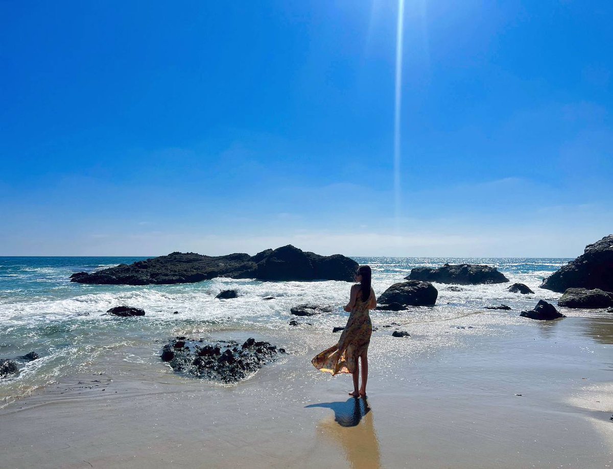 Many times, unhappiness is not because the conditions for happiness are not complete, but because life is not simple enough.