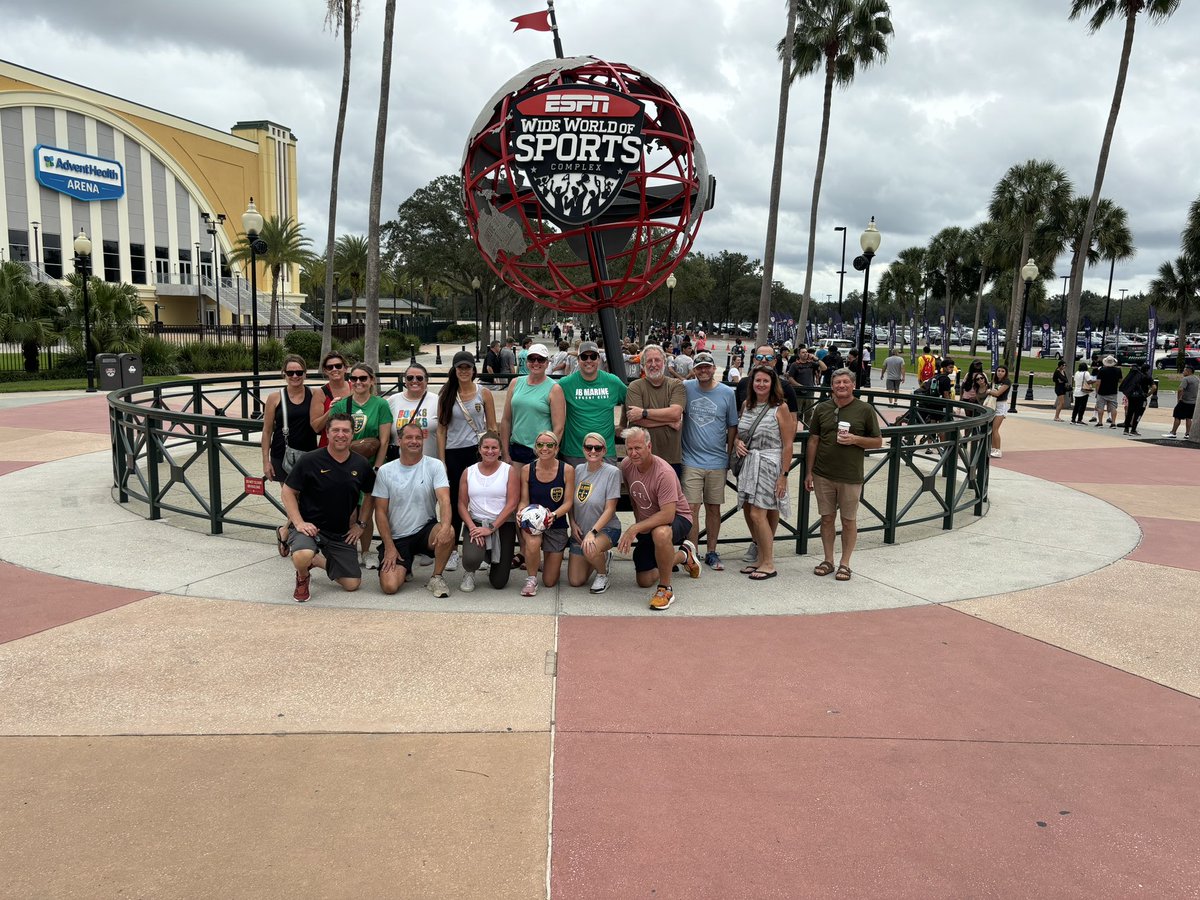 It is not often we recognize this part of the @2006jbmarineb team. A lot of the family couldn’t make the trip, but they are here in spirit.