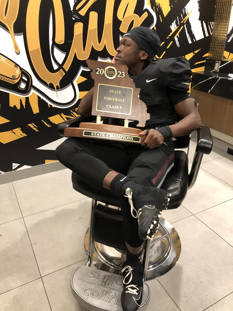 Way to finish 6 Class 5A And Class 6A STATE CHAMPION BOTH SIDES OF THE WATER🌊!! Not just that but BACK2BACK 2022-2023 #IRUNBOTHSIDESTF