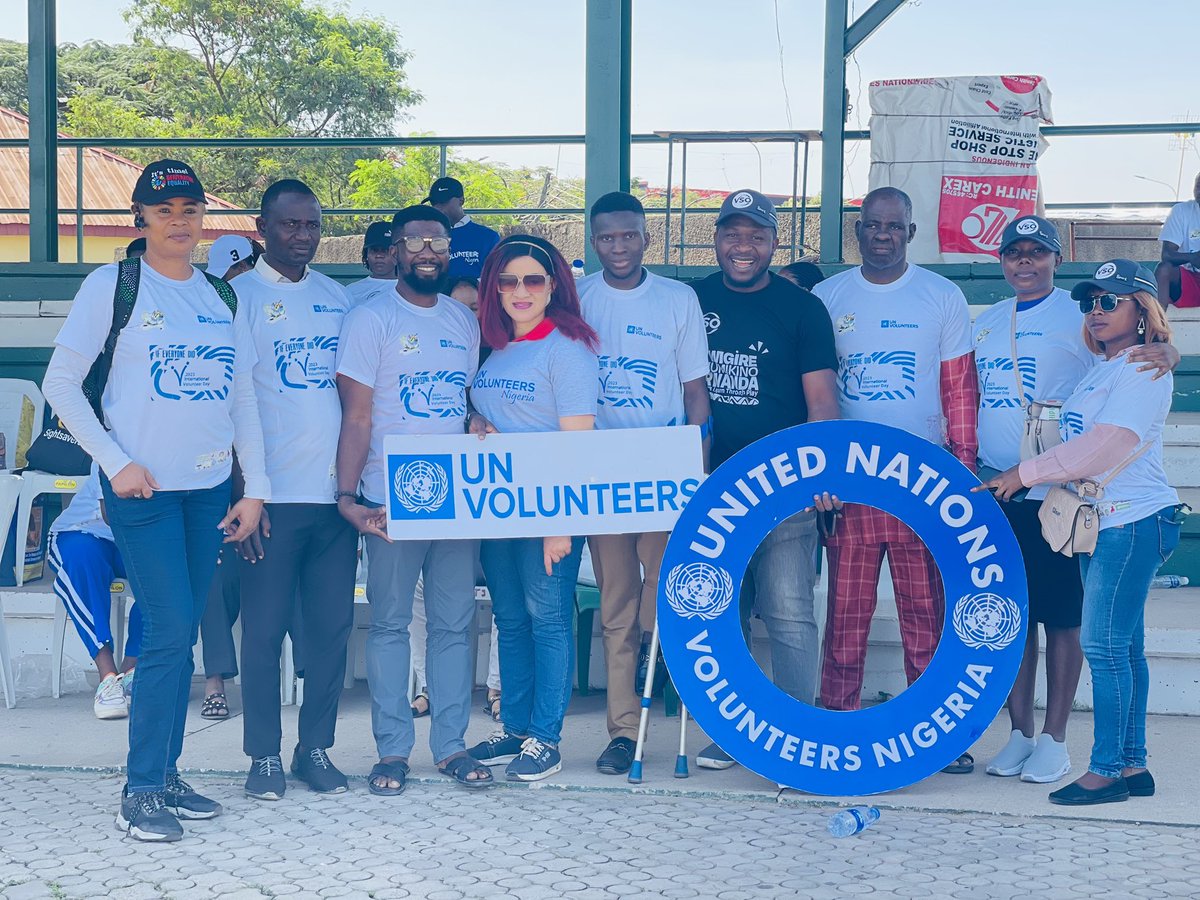 Abdek_SDGs's tweet photo. As a serial volunteer, who has leveraged volunteerism to navigate professional development, I joined the @YEN_National of @VSONigeria @VSO_Intl to participate in a Sensitization Walk organized by #NNVS & @UNVNigeria today in celebration of the International Volunteers Day 2023. https://t.co/ilZpzlDvWX