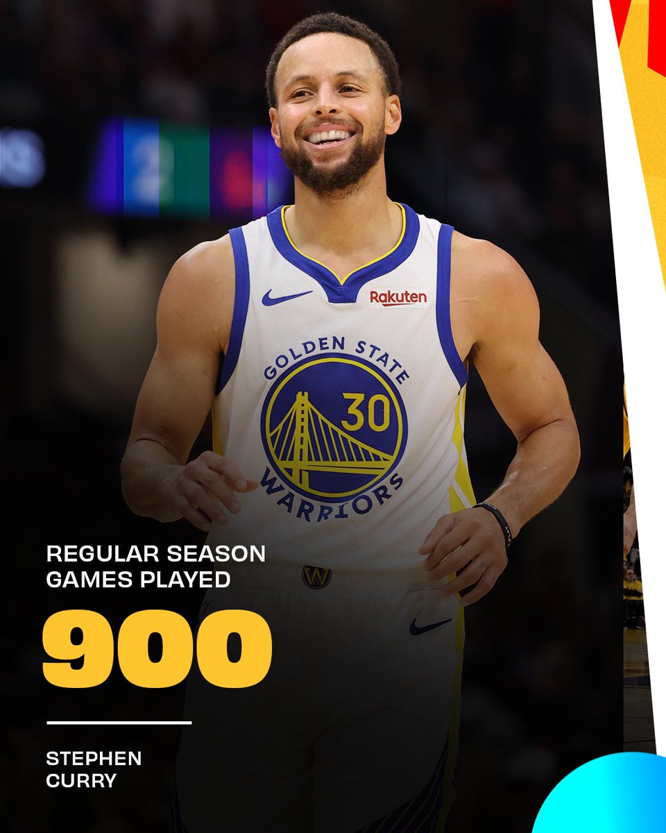warriors's tweet image. The first Warrior to ever play 900 career regular season games is Wardell Stephen Curry II 👏