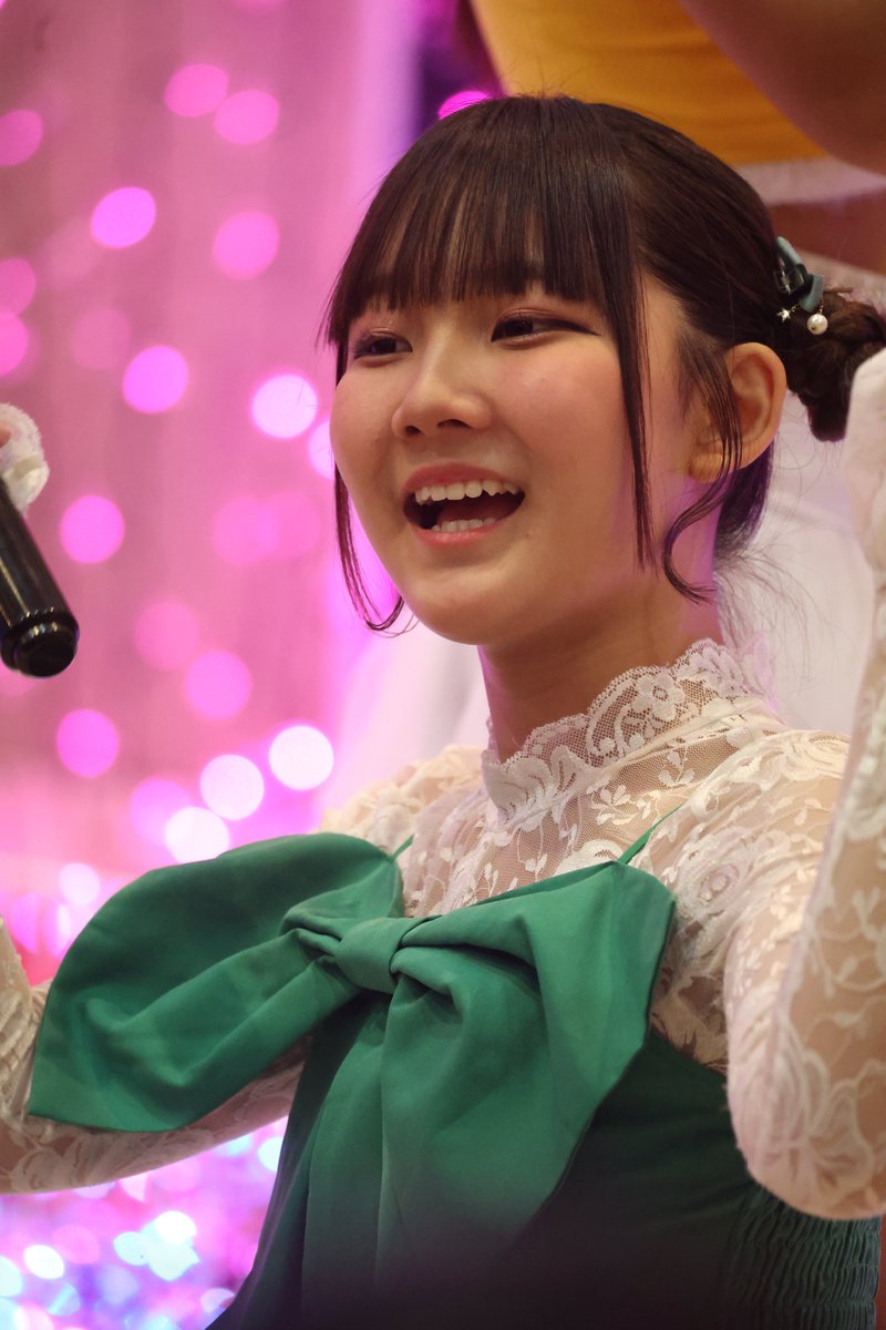 LiverpoolYt12's tweet photo. 2023年12月 2日(土)
りんくうパピリオ星の広場
『KAGAYAKI Fes mini #23』
その②
#パイナップルクラブ
#川田望由 #MIYU
#MIHO 美歩(みほ) 白色
#MIRI #みりにゃん 橙色
#AINO #ainon #あいのん 黄色
#RIN
#AYUMI 緑色
#徳徳の撮影記録 https://t.co/wsS4nDOzKa