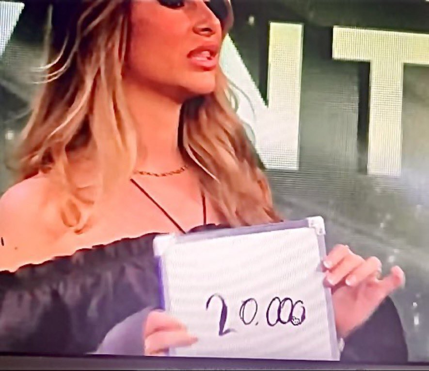 FannyElisa25's tweet image. Aquí a i hablamos d trampa verán q el primer número d Pilar es 1 lo cambió x 2 xq vio a Laura escribir 2, Luitingo  puso 1€ vio q ponían 0€, no le echemos toda la culpa a Laura, cuando hay más q hicieron lo mismo, espero midáis el castigo con la misma vara #LauraBozzo #GHVIP02N