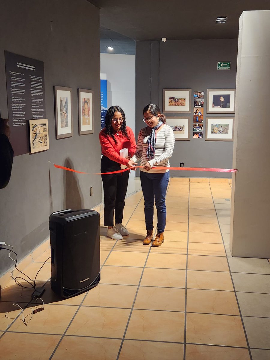 SanMateoAGob's tweet photo. Agradecemos a quienes disfrutaron con nosotros la última #NocheEnElMuseo del año con la exposición cartográfica #FragmentosDeBicicleta, de Mariel León Reyes, estudiante de Arte y Comunicación Digital, en la que aborda historias sobre el uso cotidiano de la bicicleta en #SMAMi❤️. https://t.co/JT9ExEMboE
