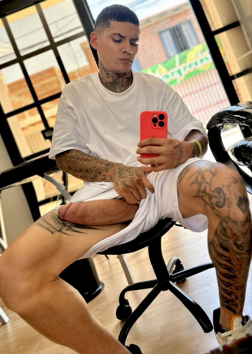 I want to break an ass🍑  give me yours😈

retweet and I write to you privately🍆💦💦

 new account. help me giving 😈 and subscribe to my onlyfans promotion 50% OFF👇👇👇

onlyfans.com/diegosmithxxx/…