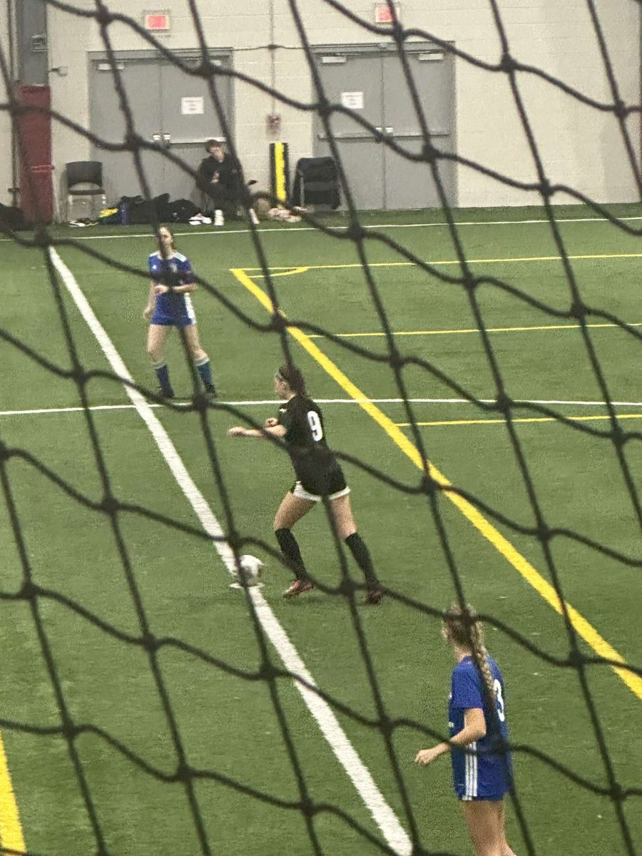 delaney_macke8's tweet photo. 2 wins this weekend! I scored 2 goals in the first making it 2-0, and in the second we came back 2-1. Great job girls! #NorthFc https://t.co/V2FqiVraa9