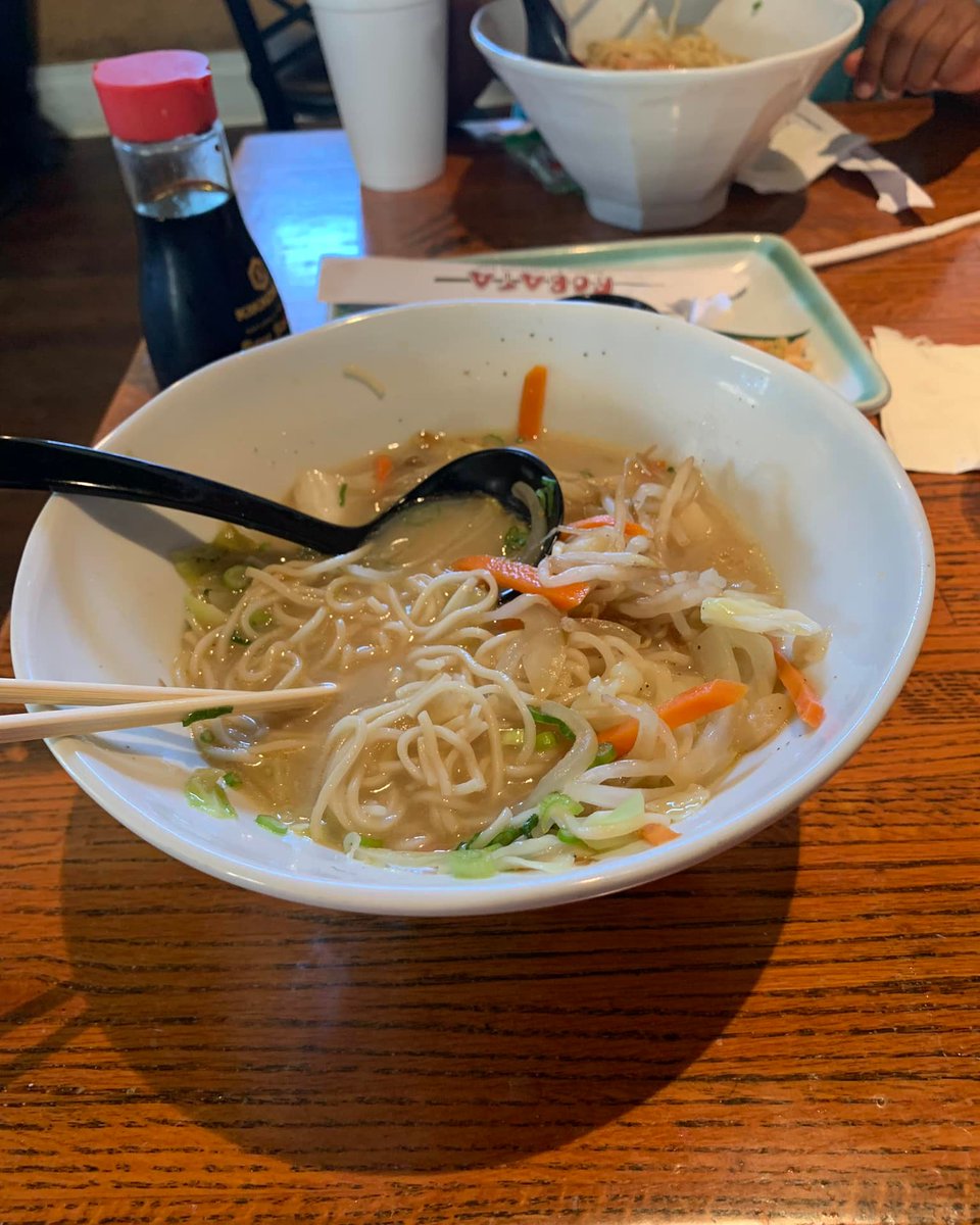 Sometimes the noodles are just too good to wait... 🍜 📷 : purpleperfection78 📍 : Robata Ramen and Yakitori Bar