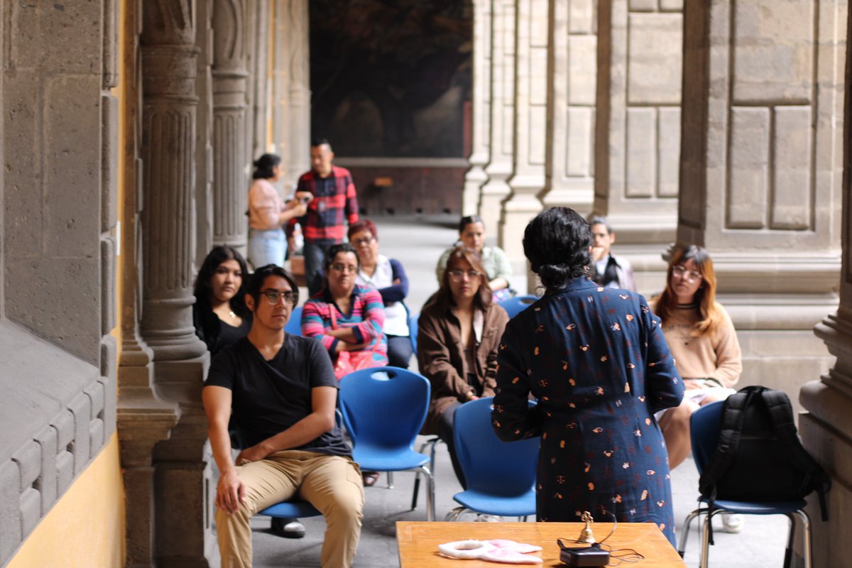 SanIldefonsoMx's tweet photo. ¡En #SanIldefonsoMx, tú cuentas historias!

@PinedatSelene, nos llevó a través de la eterna persecución de un coyote a un conejo, explorando las emocionantes aventuras de este astuto conejito para evitar ser alcanzado.

¡Gracias @universoUNAM! https://t.co/PXRBT4QirJ