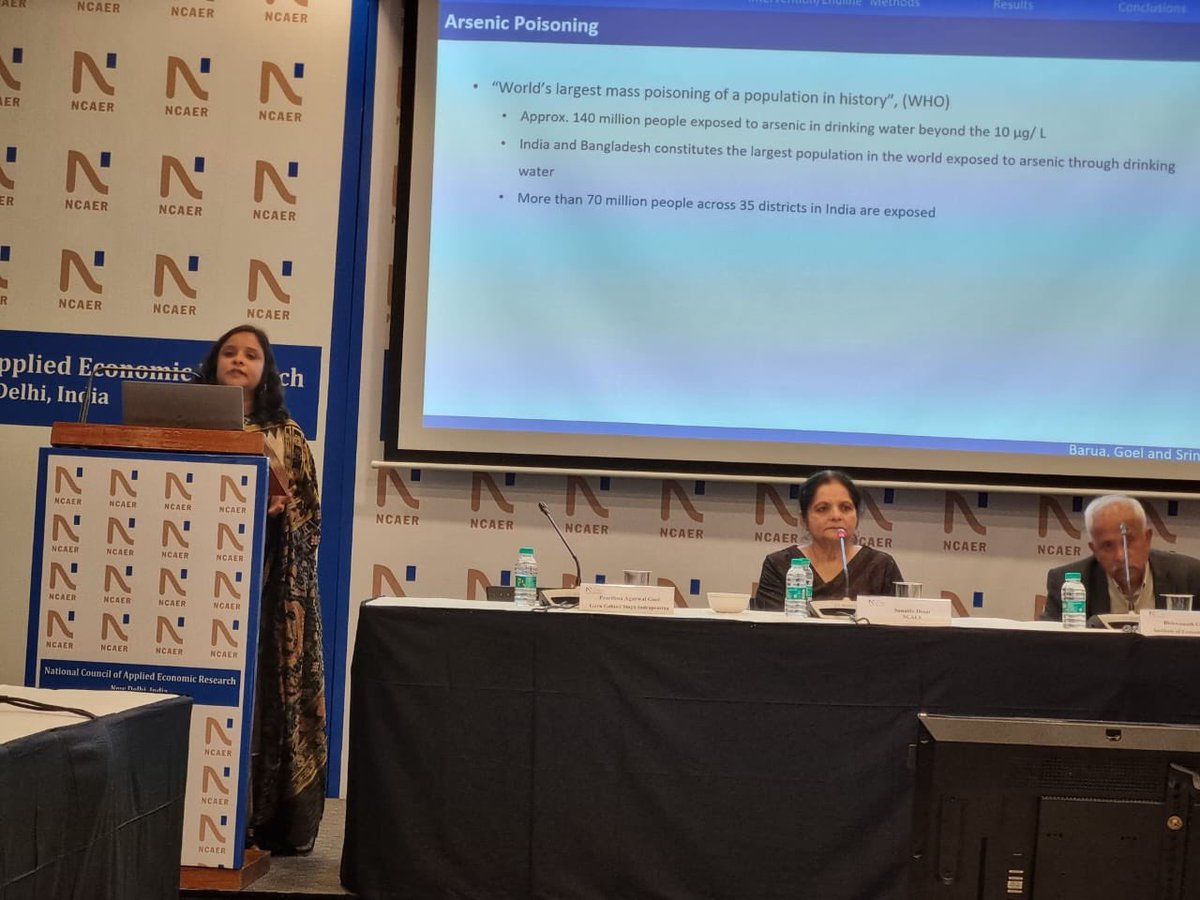 prarthnagl1's tweet photo. It was a pleasure discussing our joint work on ‘Information &amp; enabljng access to clean water’ with @RashmiBaruaEcon @NCAER. Thanks for the invite and constructive discussions @SonaldeDesai Prof BN Goldar &amp; @DebasisBarik25 #JJMAssam #JJM https://t.co/iAwS5z72k3