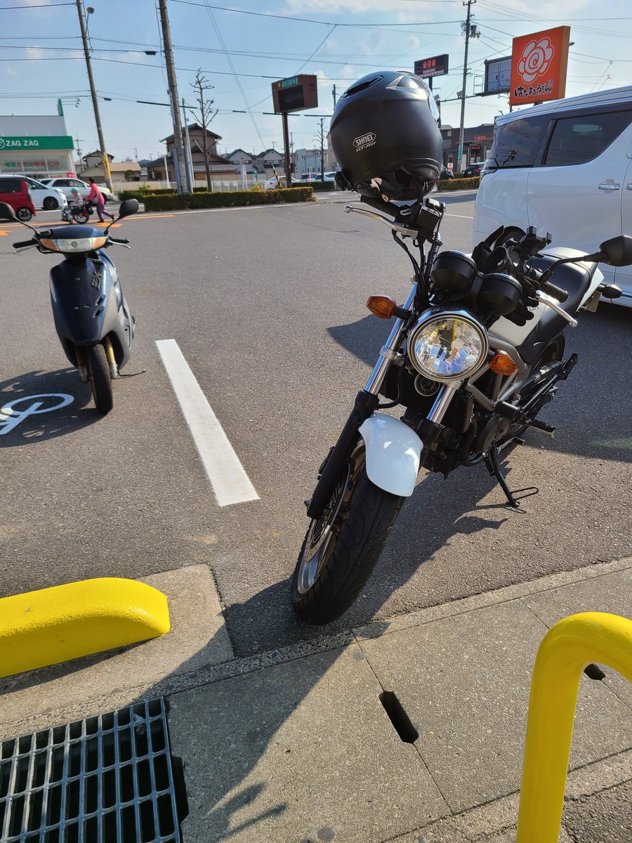 appi_chang_'s tweet photo. 待ち合わせ場所着

原付とツーリングちゃうよ😆 https://t.co/xI1RRI1tO9