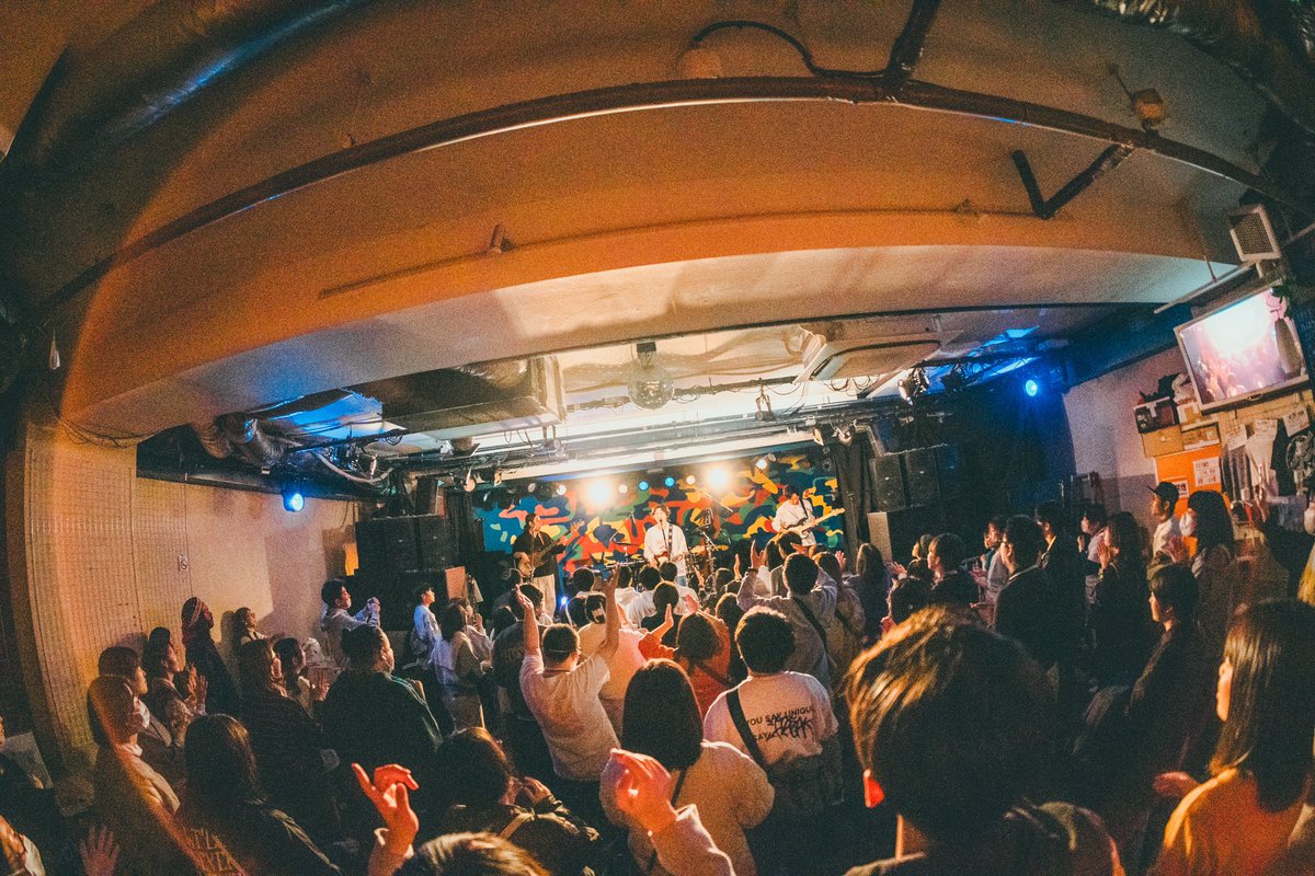 Boy_meets_girls's tweet photo. 2023.12.2(土) 心斎橋Pangea
〜ごぶさたワンマン〜

ありがとうございました！

素敵な1日をみんなで作ることができました🙈❤️

また来年🙇‍♂️🙇‍♂️

photoby ウチダミサキ https://t.co/12BqPzq6xQ
