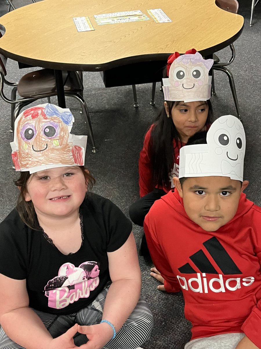 Mrs. Ogle's K tweet media