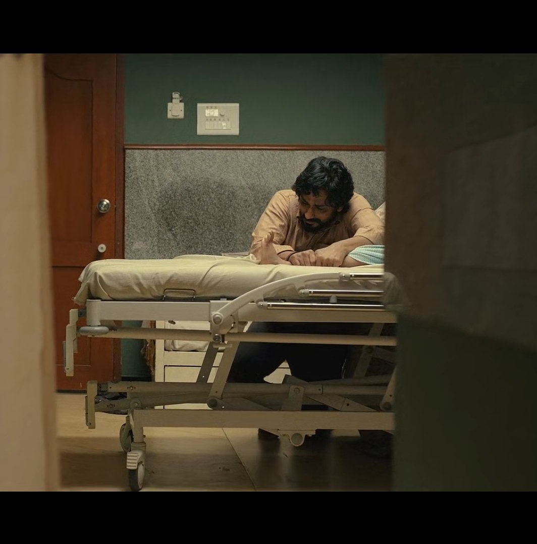 karthickbe05's tweet image. #Chiththa 
Watched it for 4 times..just can't come out of this scenes

Oru Mahanathi மாதிரி film after long long time 🙏🙏

Casting &amp;amp; everyone performance esp settai 👏👏

No-drone shots (after long time) throughout the movie..

🎥📸 by @balaji_dop137 

#Siddharth #ArunKumar 🙏💐