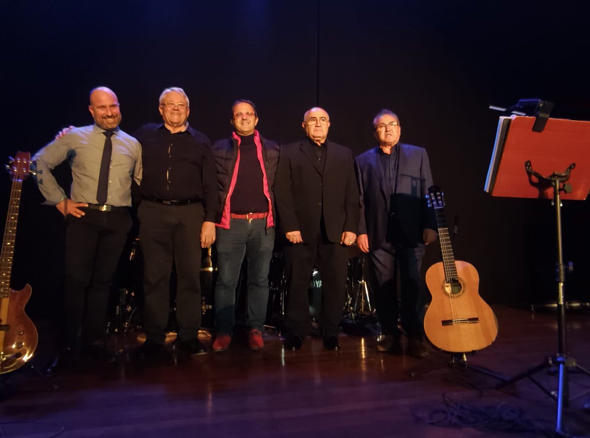 Dgenes felicita y agradece a los SHANNY’S , Miguel Jiménez, Andrés Andreo, José Valenzuela y Francisco Bedia,  por su regreso a los escenarios y quiero agradecer de forma especial que hayan querido que este regreso tenga un componente solidario a beneficio DGENES.