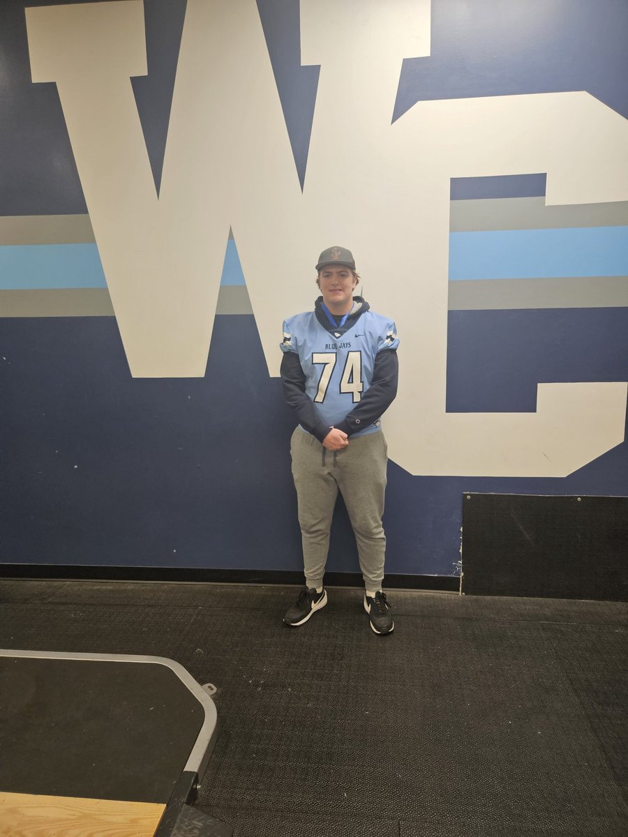 WilliamDaKing74's tweet photo. Just had a great time today over at Westminster College. I was fortunate enough to have some good talks with @ekern2 and @Bledsoe_10 as I learned more about their school and football program.
@TigersOakville https://t.co/0EpyA767NX