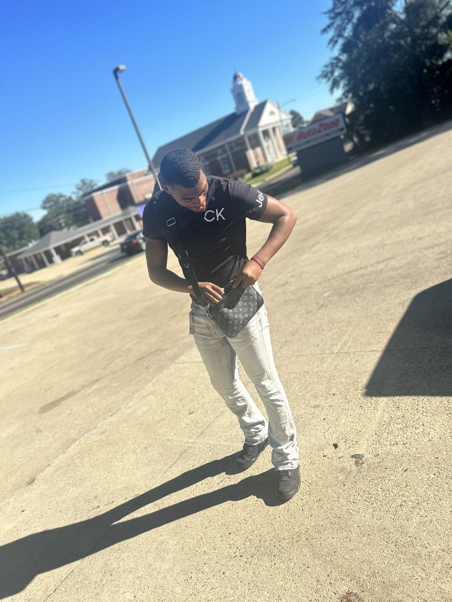 ByronMaze's tweet photo. @lowkyric 6’5 follow the gram: bjhooper_14 https://t.co/YlO3PZdSTh