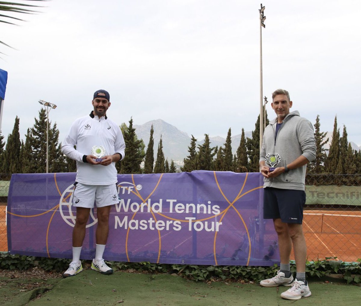 LisandroSocial's tweet photo. Nueva experiencia doble esta semana… como organizador del @worldtennis MT100 en @IQLsports en #Benidorm y como jugador en la categoría de dobles +30 junto a @Red_Carey 😊🎾. #BorntoGrow #CreemosEnLoExtraordinario #ASICSTennisAcademy https://t.co/6VmSX0ET84