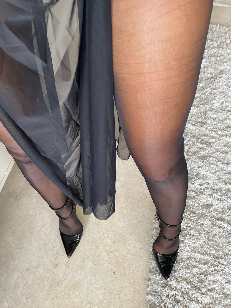 Repost if you like this outfit;)