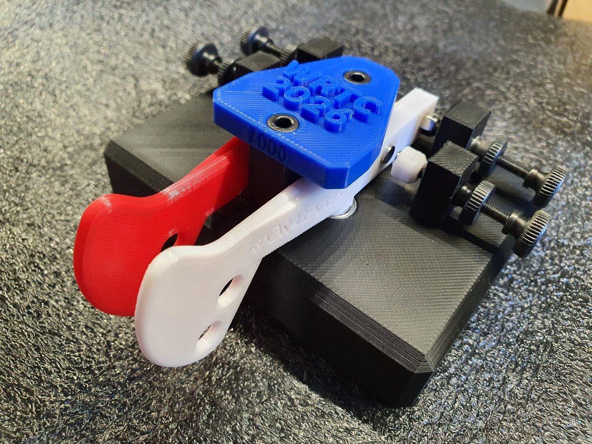 2026Wrtc's tweet image. WRTC UK 2026 LIMITED EDITION PADDLE KEY!

Launched TODAY and available NOW!

Each paddle key is serial numbered. 

Celebrate this event - get the official paddle in the colours of the Union Jack!

Thank you Filipe Lopes CT1ILT (CR6K)

wrtc2026.org/product/wrtc-u…