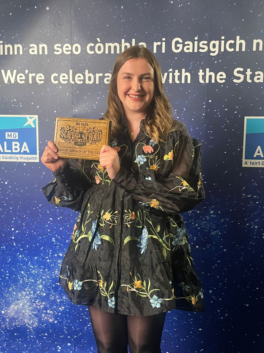 Seinneadair Gàidhlig na Bliadhna - Gaelic Singer of the Year – Eilidh Cormack @EilidhC_ 👏🏻 #NaTrads #BBCALBA