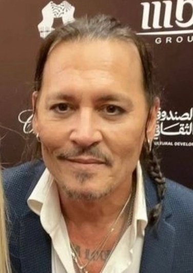 Savvy_CapJackie's tweet photo. 🤎🤎🤎🤎🤎
#JohnnyDepp 💫
#RedSeaIFF23 https://t.co/o2gsbjDSfy