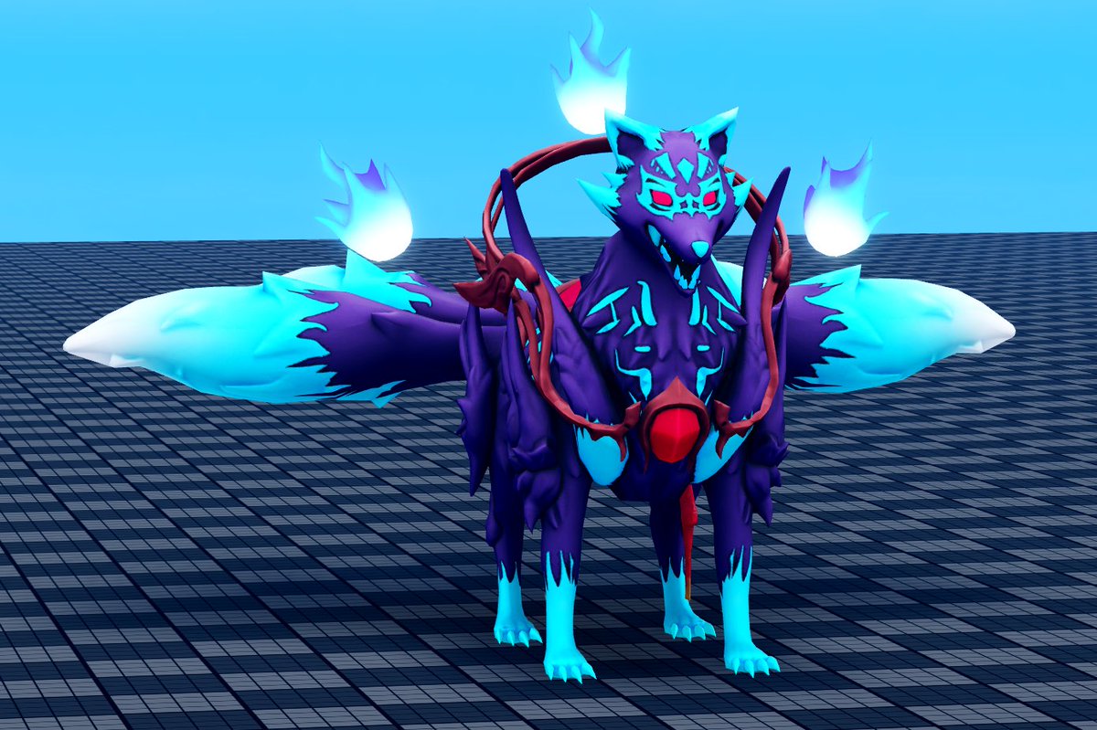 Well, it was finally sneaked. Here is my Kitsune Zoan model for